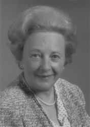 Nelly Sterk (1918 – 2014) Nelly Sterk